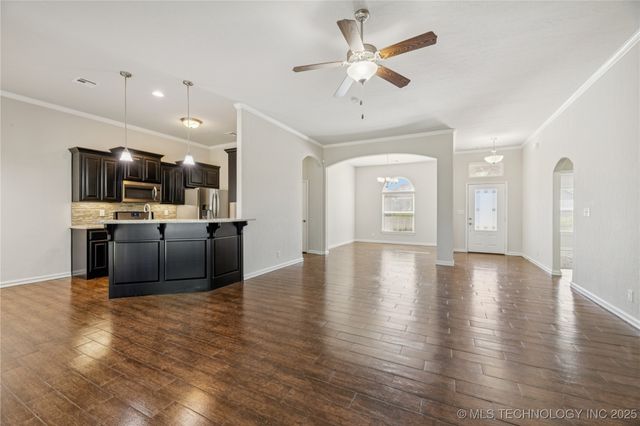 6261 E 146th Street S, Bixby, OK 74008