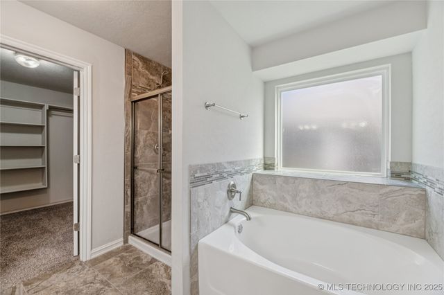 6261 E 146th Street S, Bixby, OK 74008