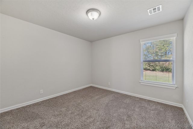 6261 E 146th Street S, Bixby, OK 74008