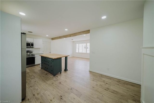 335 Badgett Avenue, Mount Airy, NC 27030