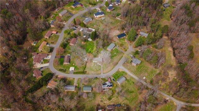 335 Badgett Avenue, Mount Airy, NC 27030