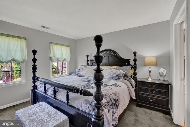 3165 REXWOOD DR, Glen Rock, PA 17327