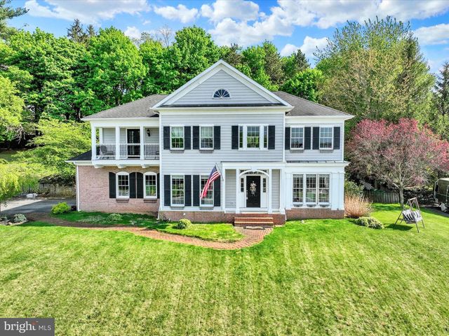 3165 REXWOOD DR, Glen Rock, PA 17327