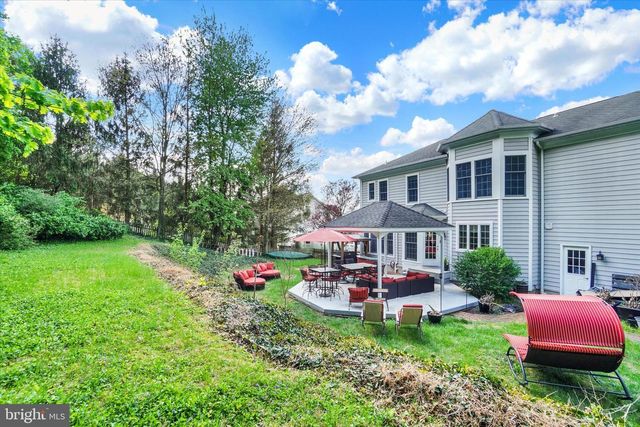 3165 REXWOOD DR, Glen Rock, PA 17327
