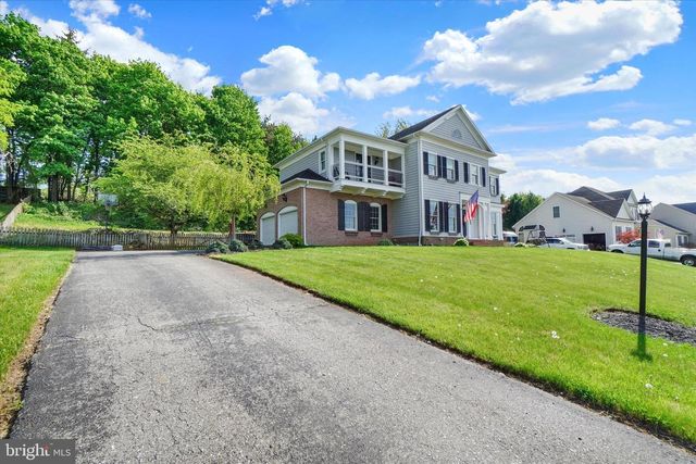 3165 REXWOOD DR, Glen Rock, PA 17327