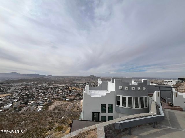 65 SIERRA CREST Drive, El Paso, TX 79902