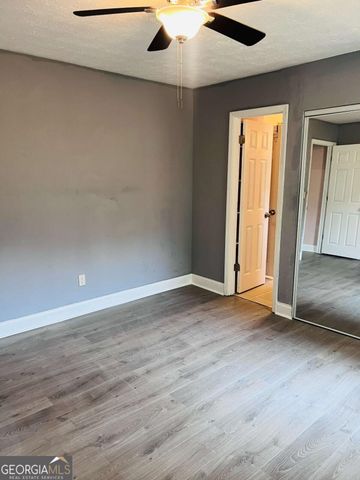 563 CRESTRIDGE Court, Stone Mountain, GA 30083