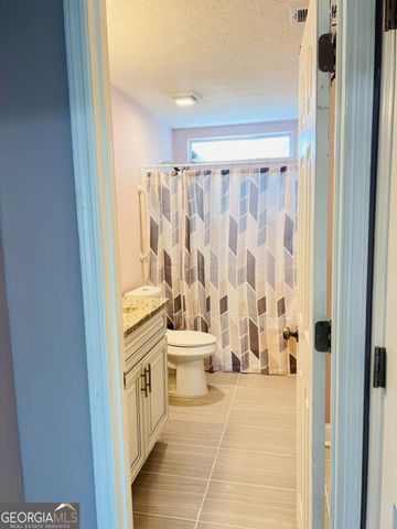 563 CRESTRIDGE Court, Stone Mountain, GA 30083