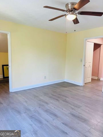 563 CRESTRIDGE Court, Stone Mountain, GA 30083