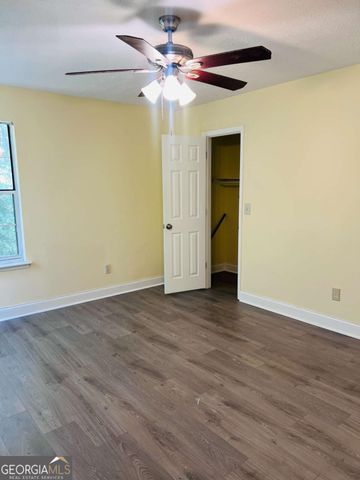 563 CRESTRIDGE Court, Stone Mountain, GA 30083