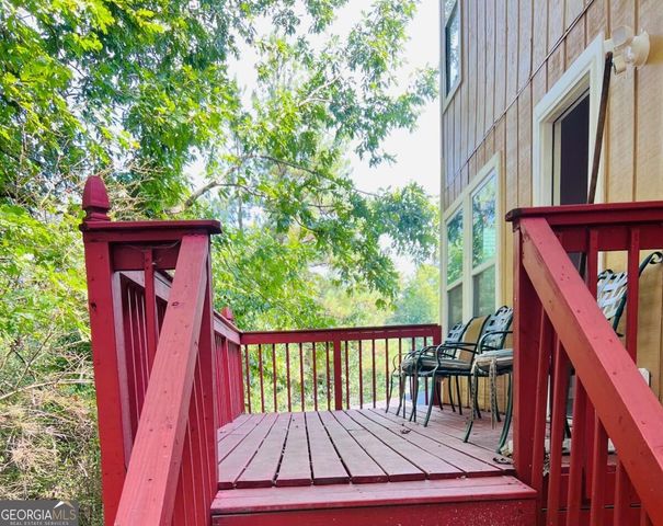 563 CRESTRIDGE Court, Stone Mountain, GA 30083
