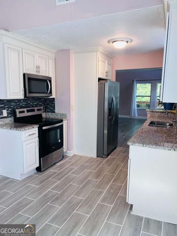 563 CRESTRIDGE Court, Stone Mountain, GA 30083