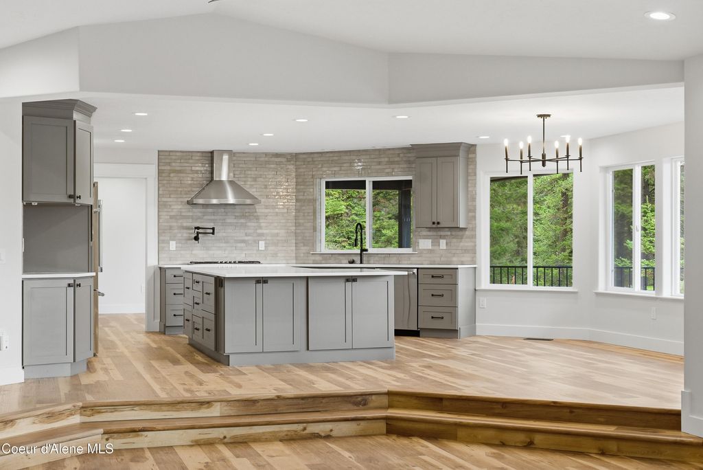 422 Roop Rd, Cocolalla, ID 83813 photo 10