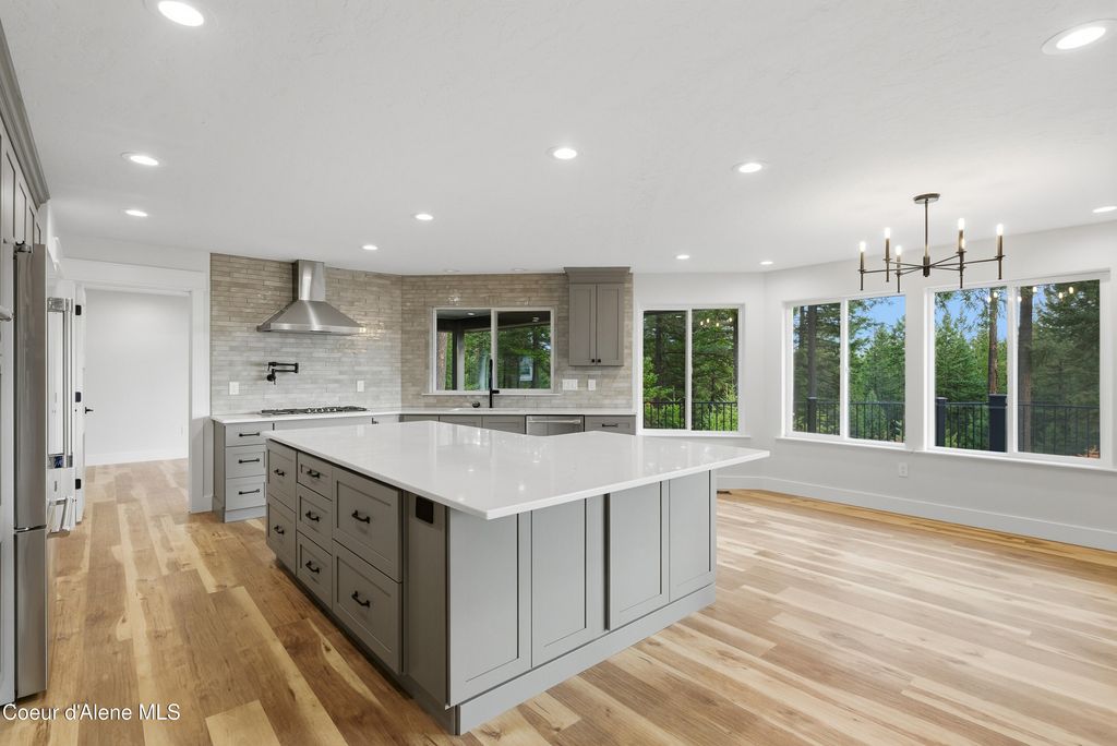 422 Roop Rd, Cocolalla, ID 83813 photo 13