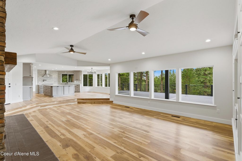 422 Roop Rd, Cocolalla, ID 83813 photo 16