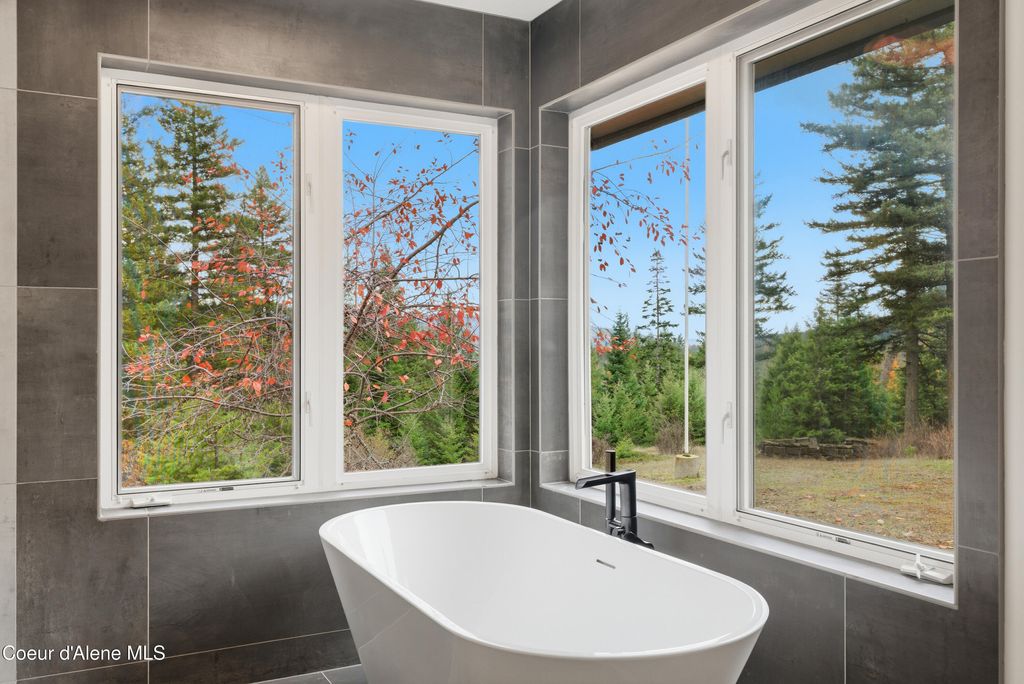 422 Roop Rd, Cocolalla, ID 83813 photo 24