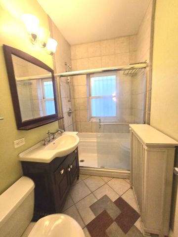 548 W Brompton Avenue 1E, Chicago, IL 60657