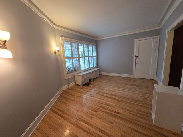 548 W Brompton Avenue 1E, Chicago, IL 60657