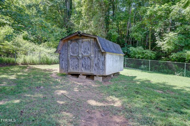 1883 Powder Branch Road, Johnson City, TN 37601