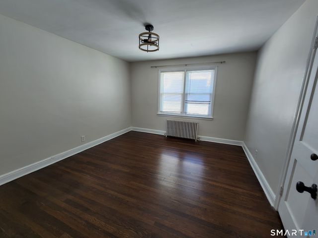 178 North Bishop Avenue, Bridgeport, CT 06610