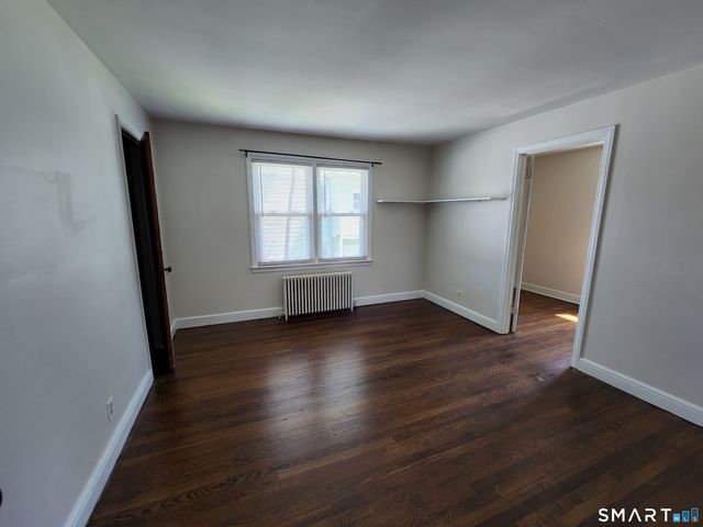 178 North Bishop Avenue, Bridgeport, CT 06610