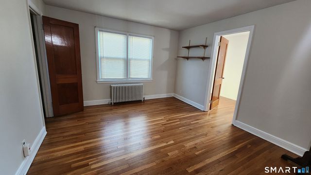 178 North Bishop Avenue, Bridgeport, CT 06610