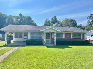 212 11th Avenue, Atmore, AL 36502