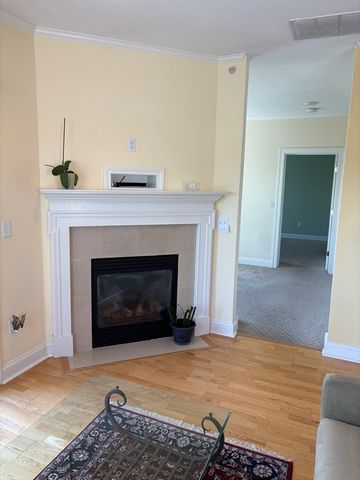 2303 Davenport Avenue 2303, Canton, MA 02021