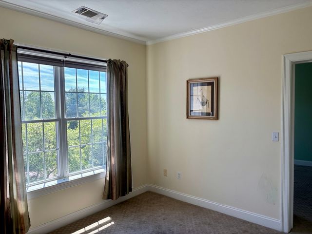 2303 Davenport Avenue 2303, Canton, MA 02021