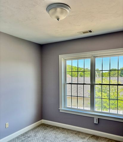 2303 Davenport Avenue 2303, Canton, MA 02021