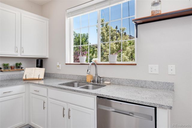 6156 S Harvest Court, Aurora, CO 80016