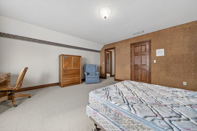 1400 KIRK Row, Kokomo, IN 46902