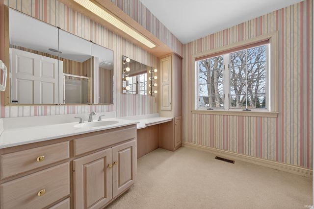 1400 KIRK Row, Kokomo, IN 46902