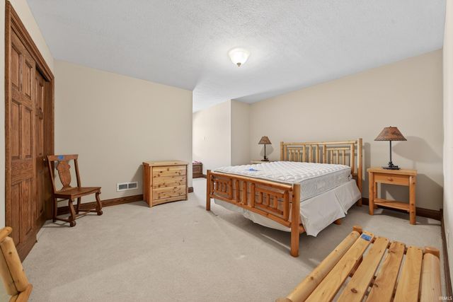 1400 KIRK Row, Kokomo, IN 46902