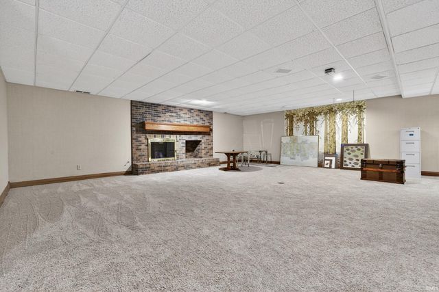 1400 KIRK Row, Kokomo, IN 46902