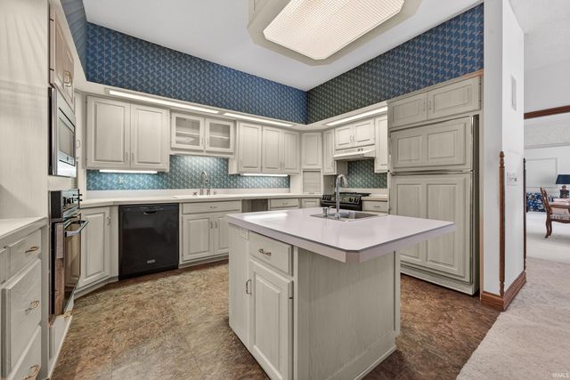 1400 KIRK Row, Kokomo, IN 46902