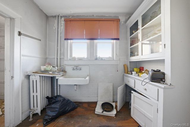 5608 Sylvan Avenue, Bronx, NY 10471