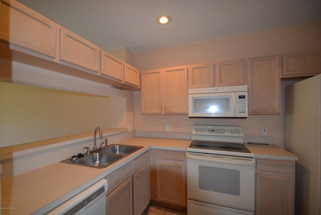 531 Steeplechase Lane, Melbourne, FL 32940