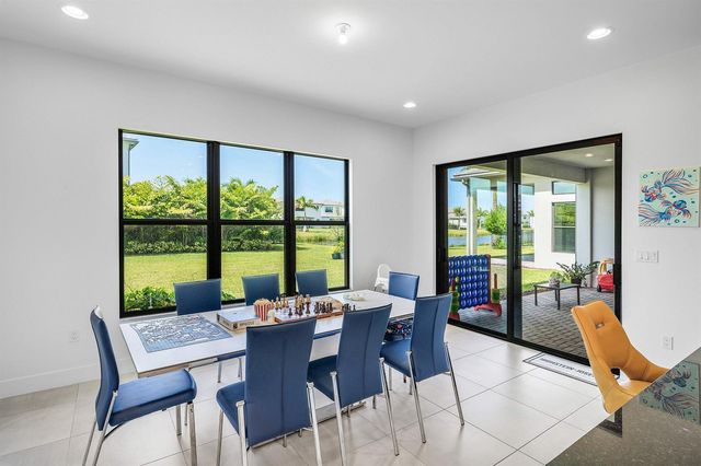 8381 Fishers Island Way, Boca Raton, FL 33434