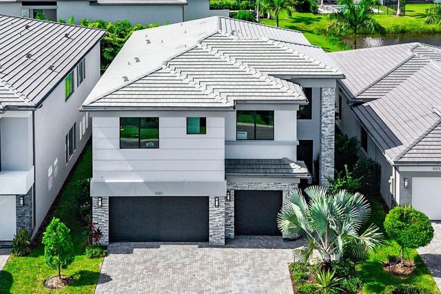 8381 Fishers Island Way, Boca Raton, FL 33434