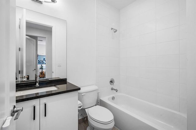 8381 Fishers Island Way, Boca Raton, FL 33434