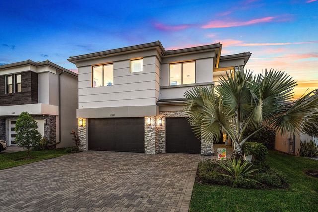 8381 Fishers Island Way, Boca Raton, FL 33434