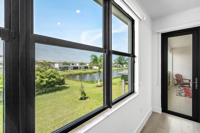 8381 Fishers Island Way, Boca Raton, FL 33434