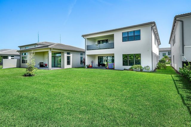 8381 Fishers Island Way, Boca Raton, FL 33434