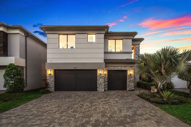 8381 Fishers Island Way, Boca Raton, FL 33434