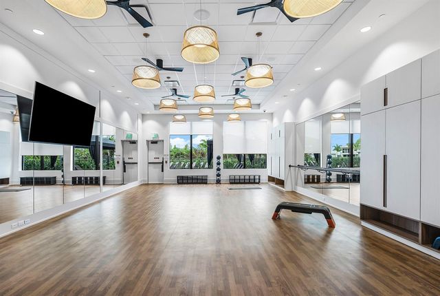 8381 Fishers Island Way, Boca Raton, FL 33434