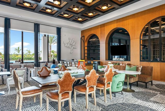 8381 Fishers Island Way, Boca Raton, FL 33434