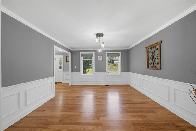 79 Andover Rd, Billerica, MA 01821