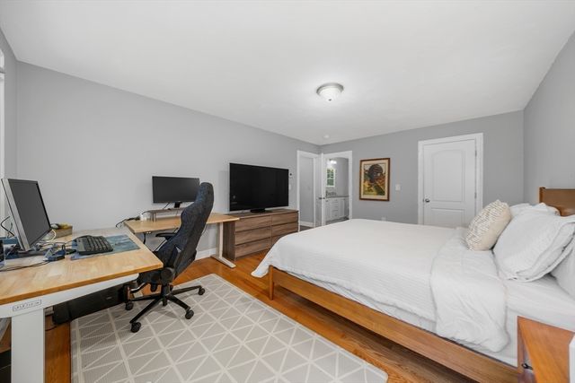 79 Andover Rd, Billerica, MA 01821
