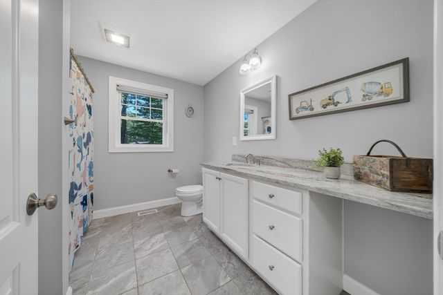 79 Andover Rd, Billerica, MA 01821